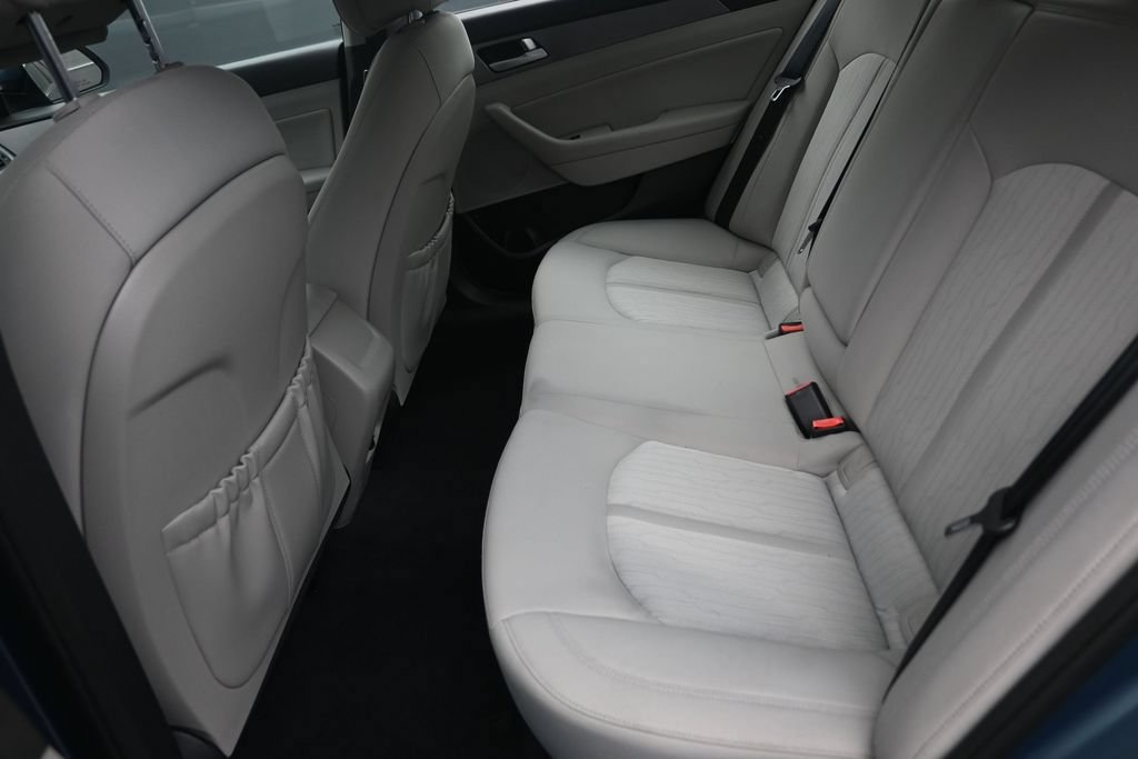 Used 2016 Hyundai Sonata SE FWD image 15
