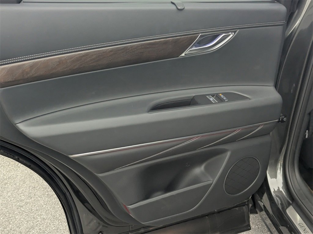 Used 2025 Genesis GV80 2.5T Select image 18