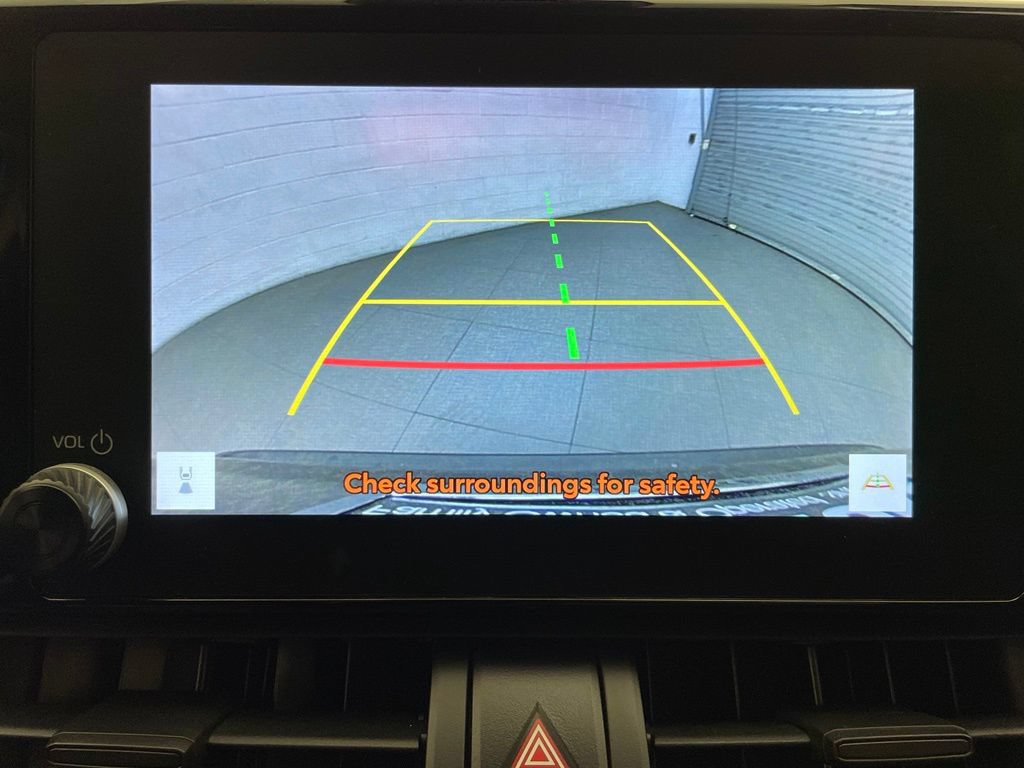 Used 2025 Toyota RAV4 XLE AWD/4WD image 18
