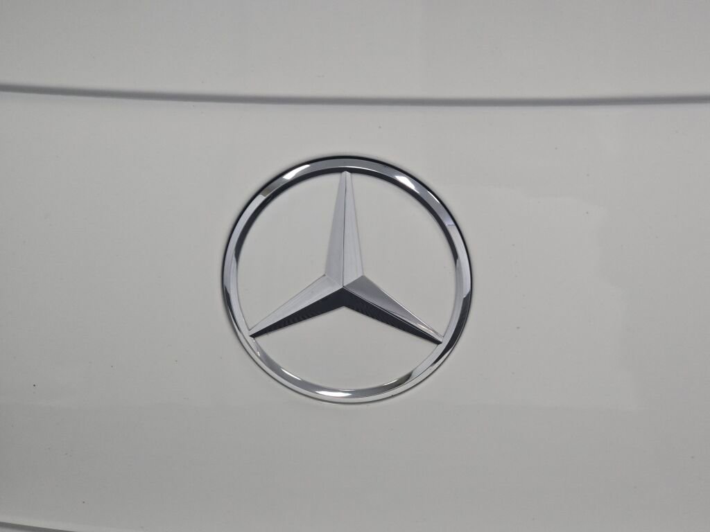 Used 2023 Mercedes-Benz C 300 4MATIC Cabriolet image 30