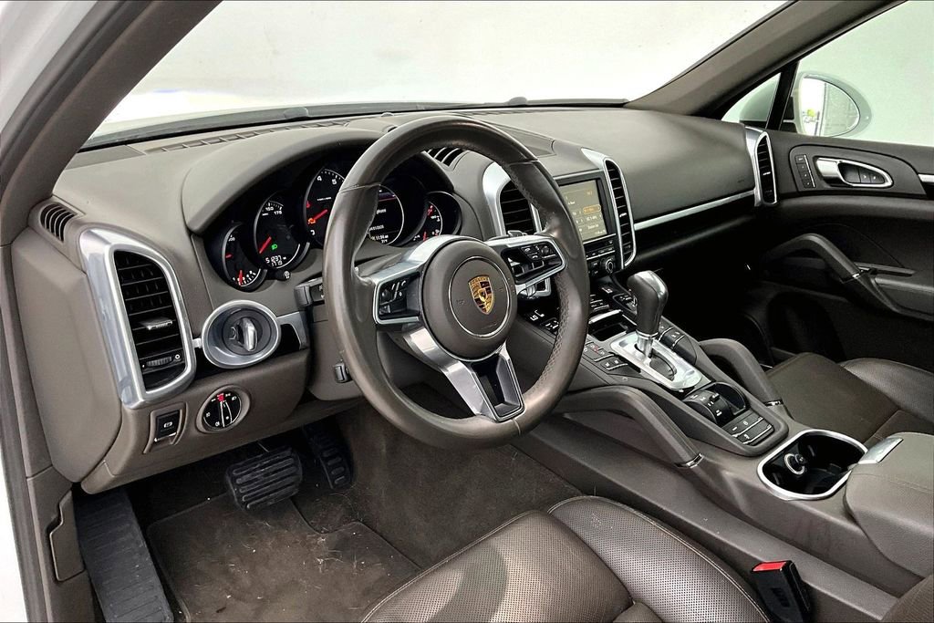 Used 2016 Porsche Cayenne image 15