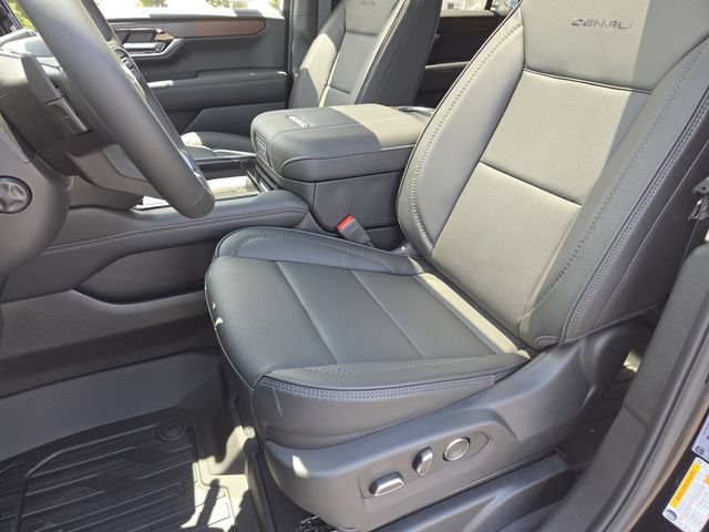 New 2026 GMC Yukon XL Denali w/ Sun & Power Step Package AWD/4WD image 37