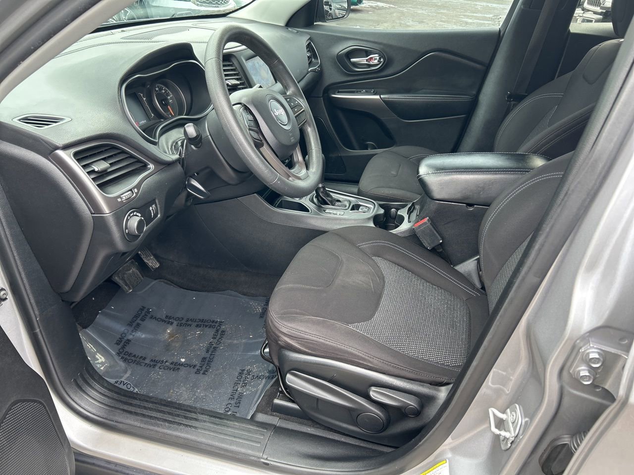 Used 2020 Jeep Cherokee Latitude image 23