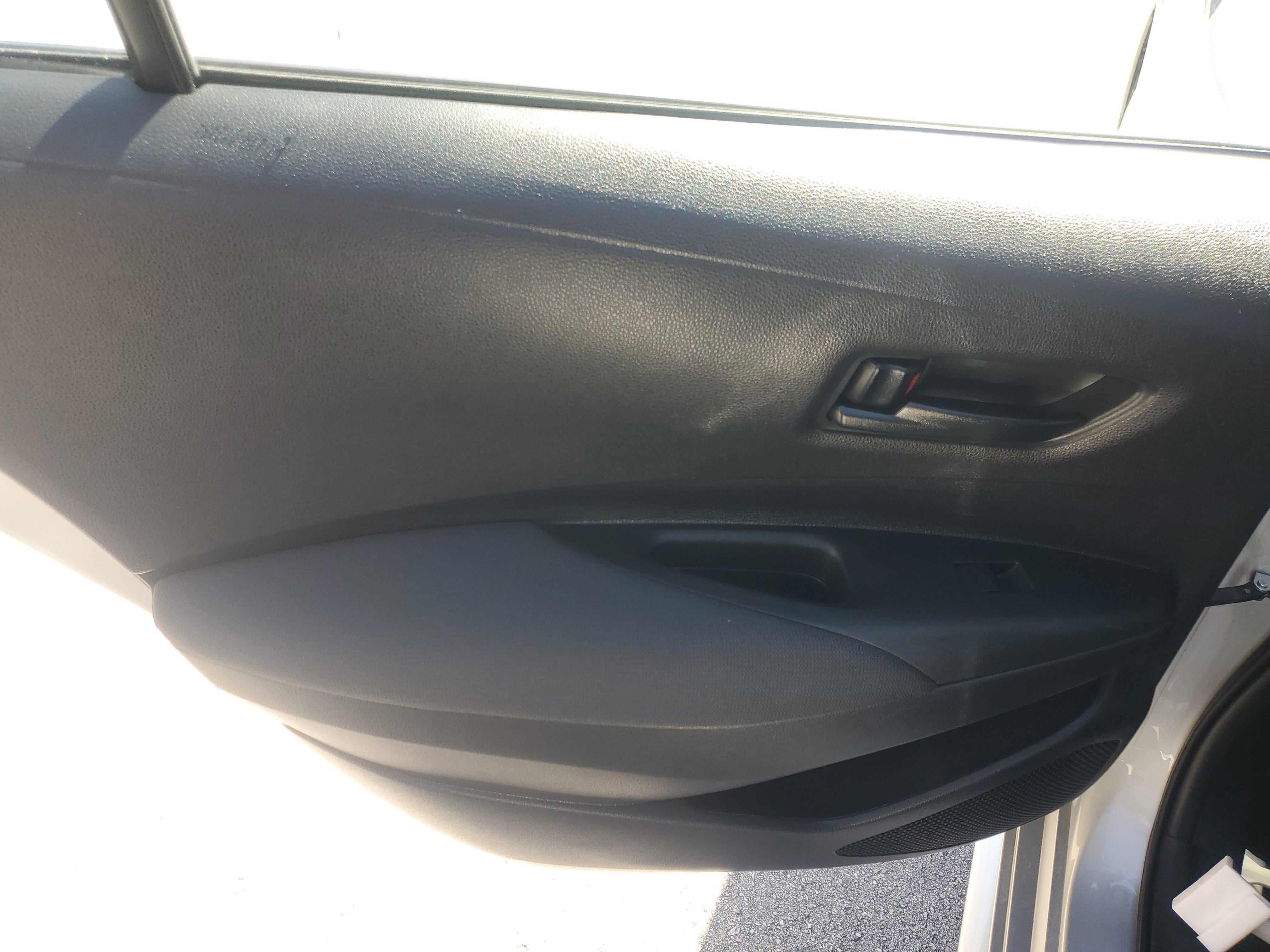 Used 2023 Toyota Corolla LE image 14