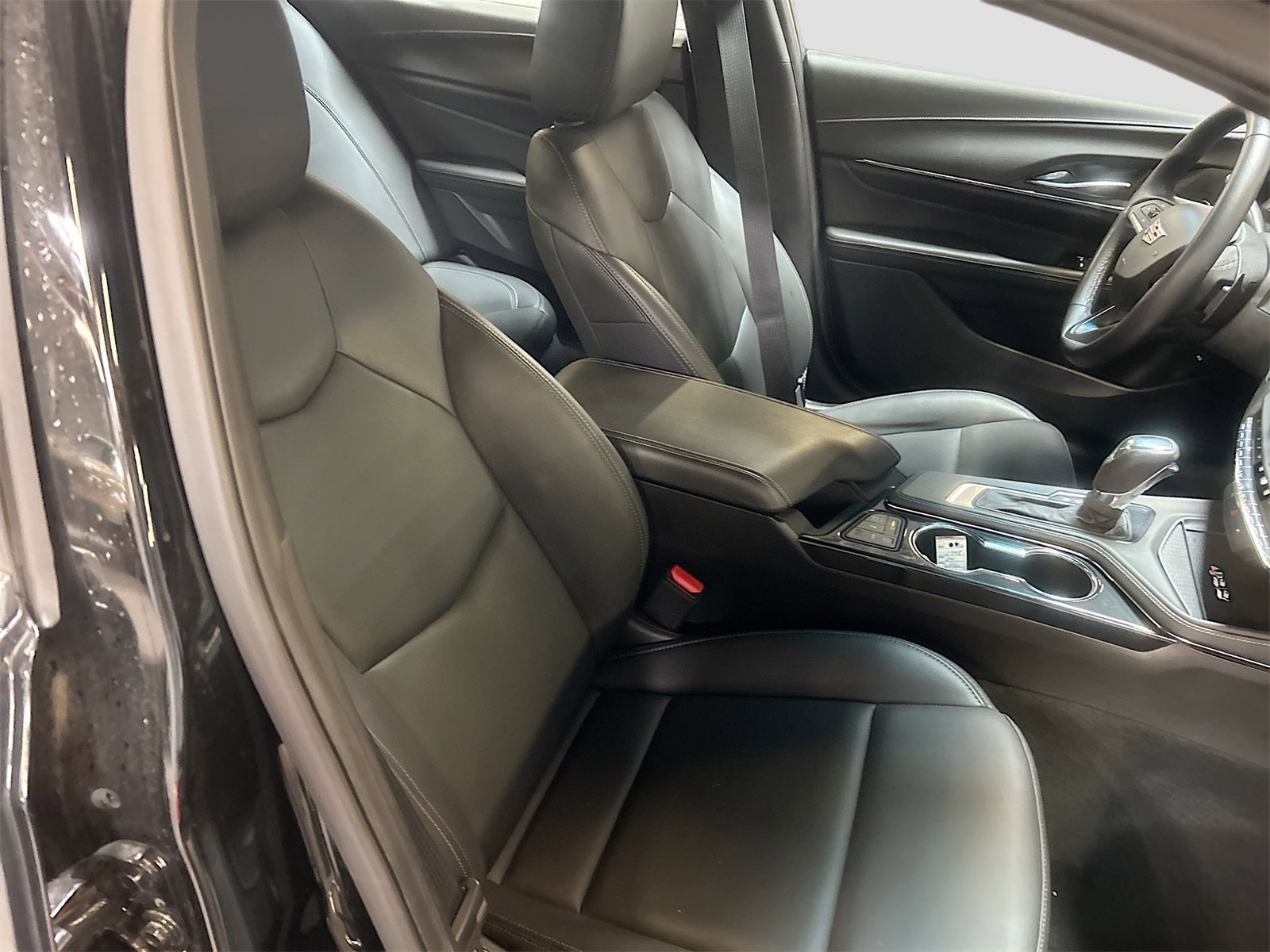 Used 2024 Cadillac CT4 Luxury image 26