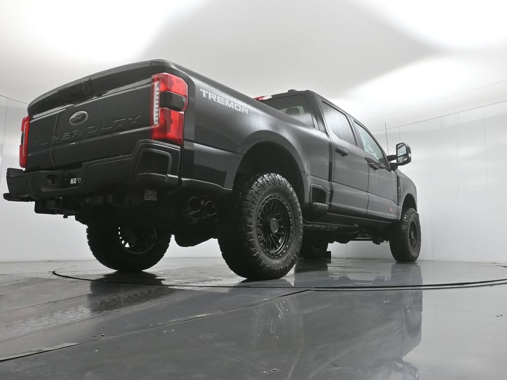 New 2025 Ford F250 Lariat w/ Lariat Ultimate Package image 49