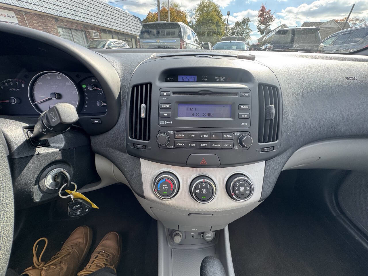 Used 2008 Hyundai Elantra GLS image 24