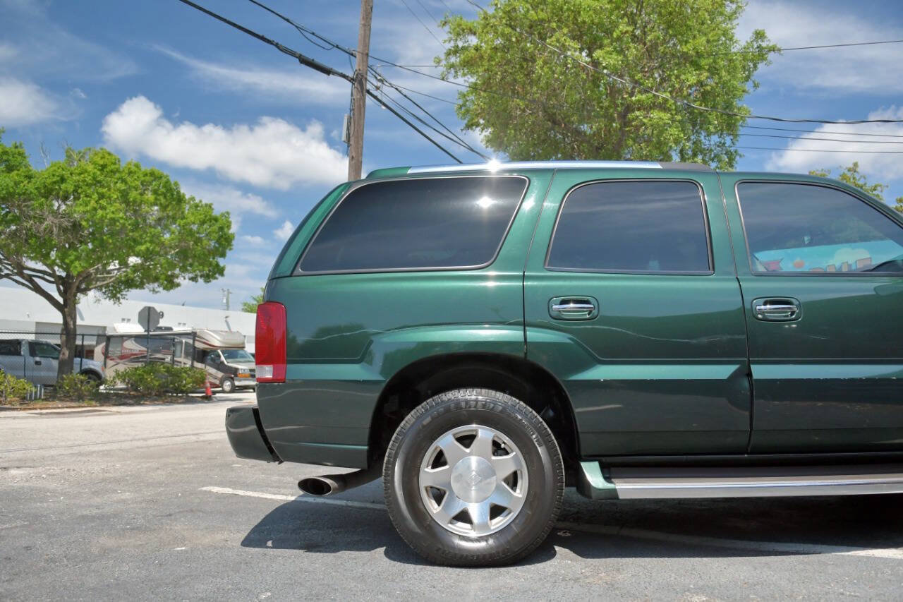 Used 2002 Cadillac Escalade AWD image 29