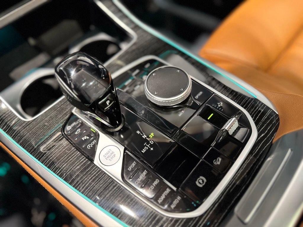 Certified 2022 BMW X7 M50i image 10