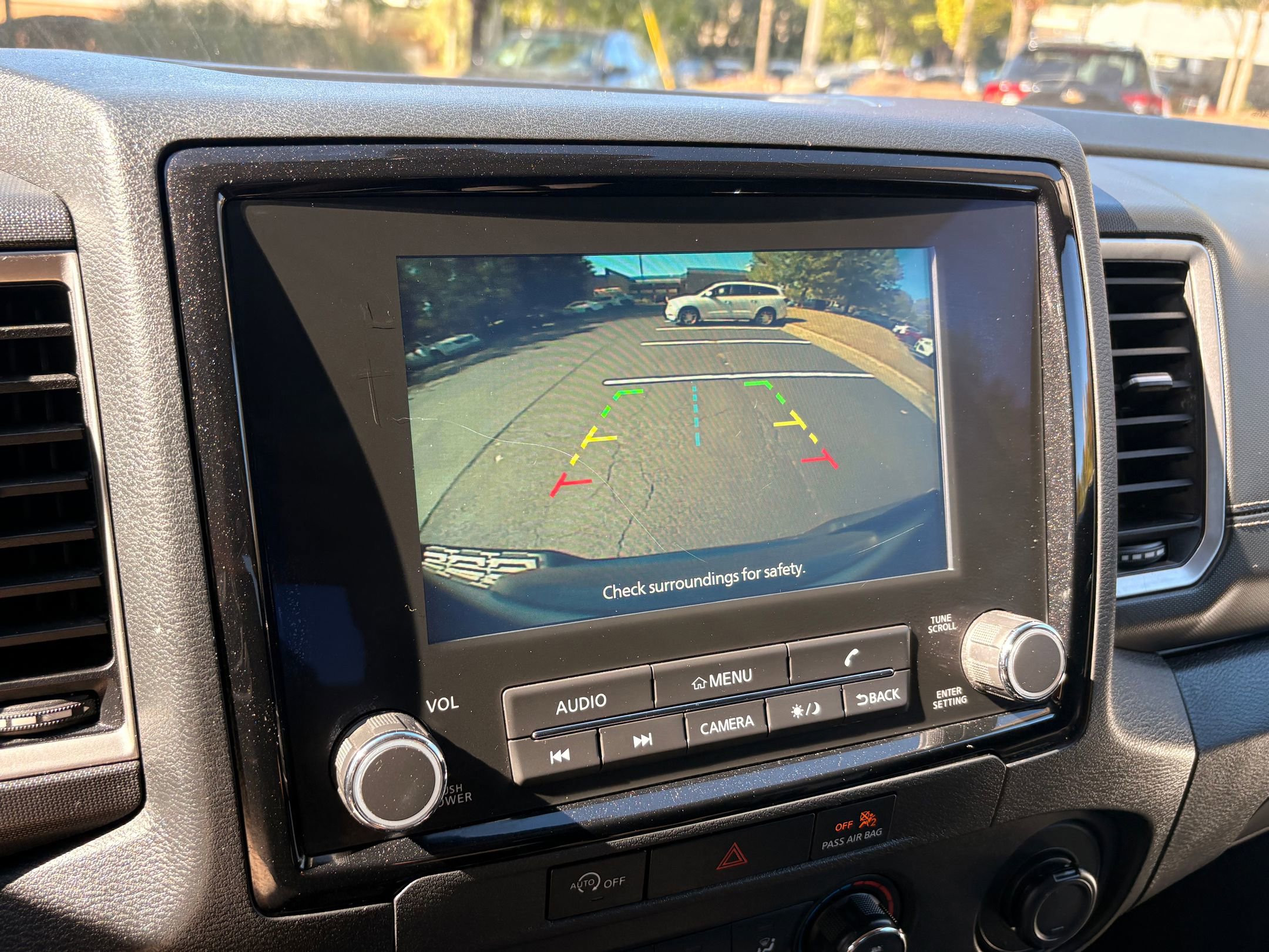 Used 2023 Nissan Frontier SV image 30