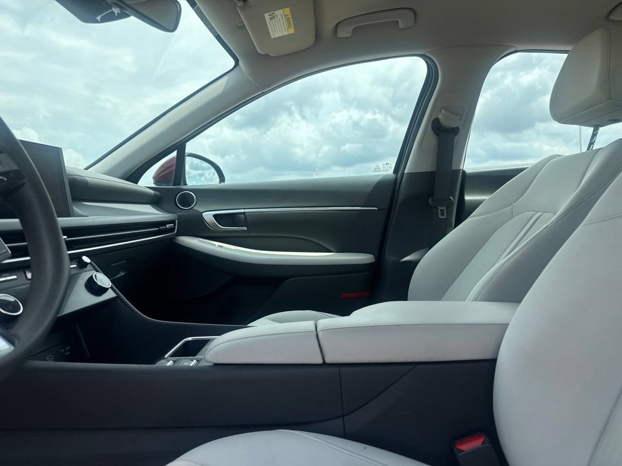 Used 2024 Hyundai Sonata SEL FWD image 35