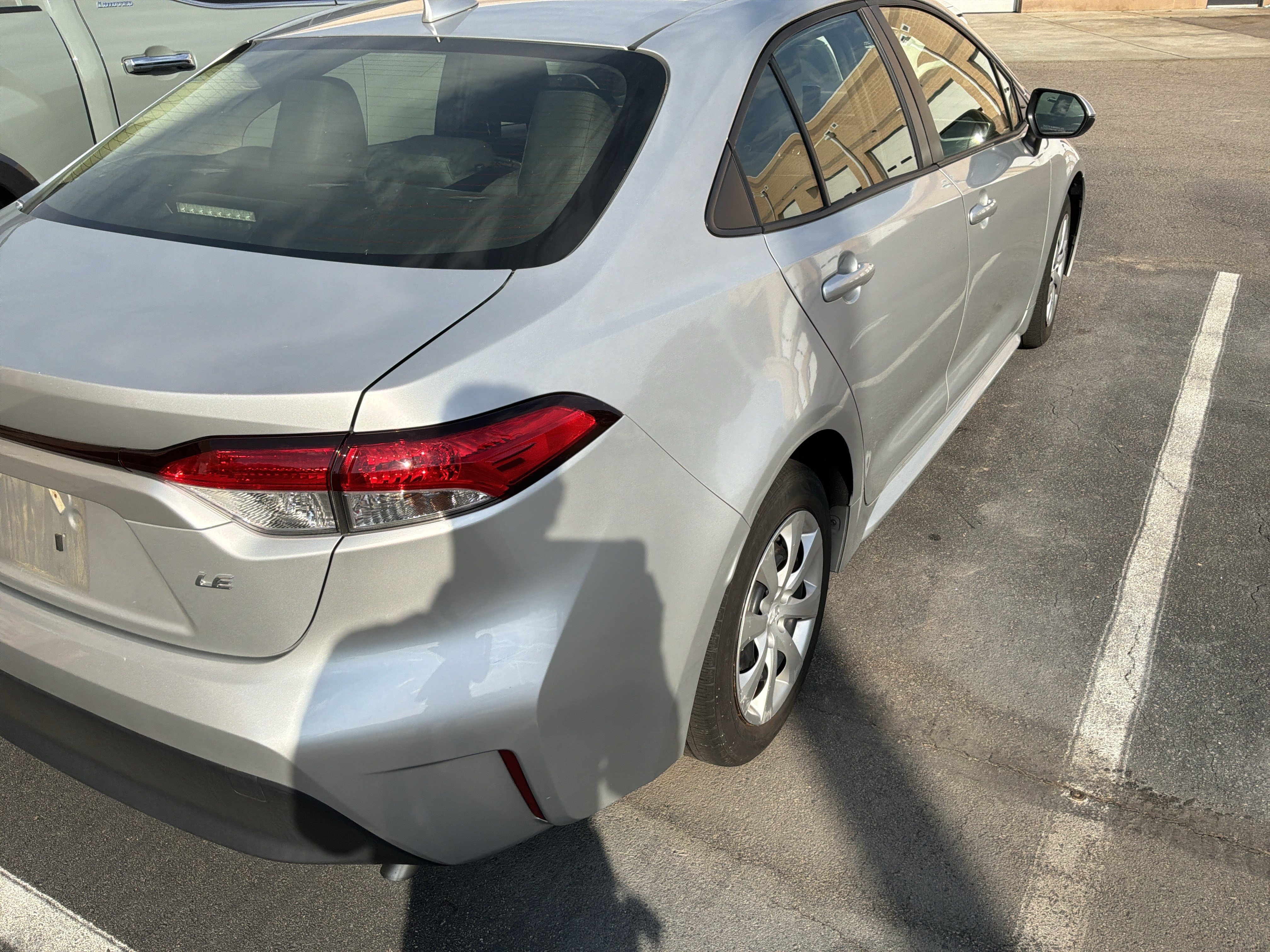 Used 2023 Toyota Corolla LE FWD image 42