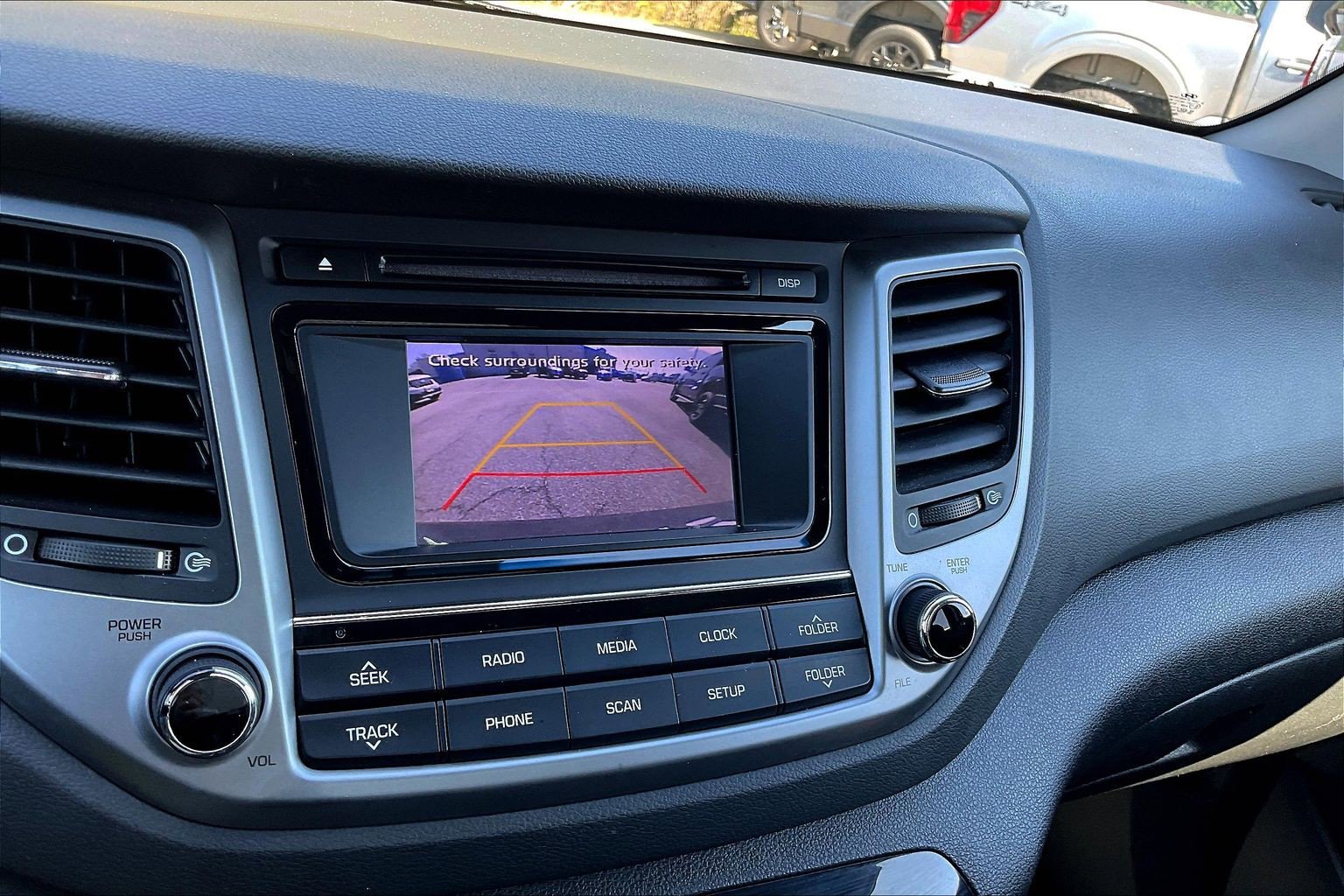 Used 2018 Hyundai Tucson SE image 20
