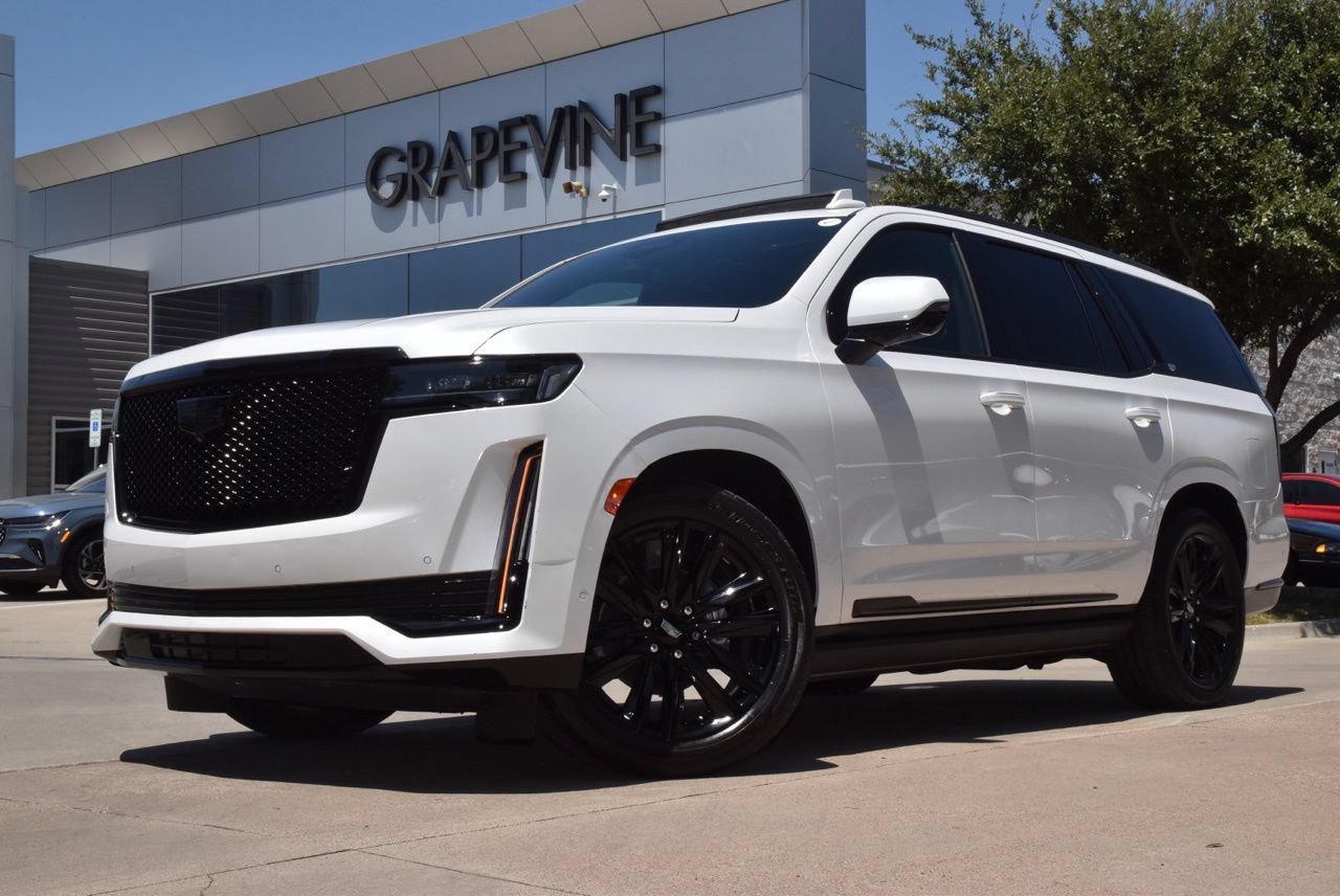 Used 2022 Cadillac Escalade Sport w/ Touring Package AWD/4WD image 2