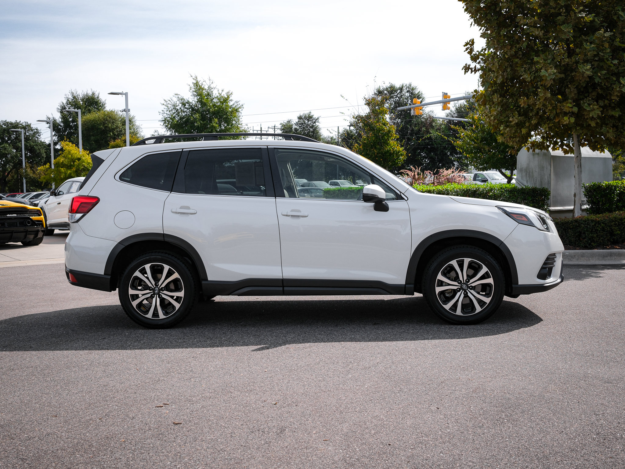 Used 2022 Subaru Forester Limited AWD/4WD image 11