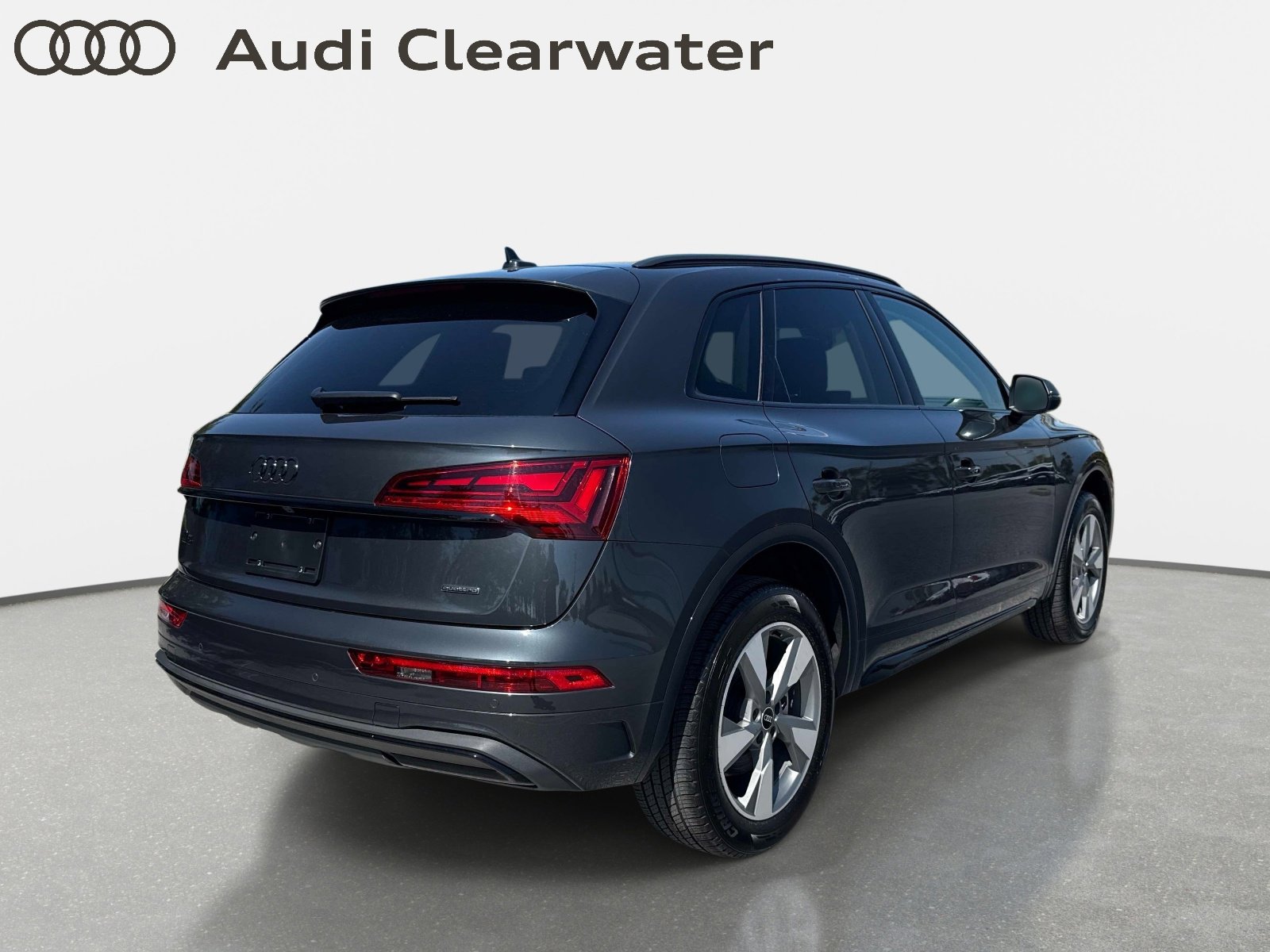 Used 2025 Audi Q5 2.0T Premium image 4