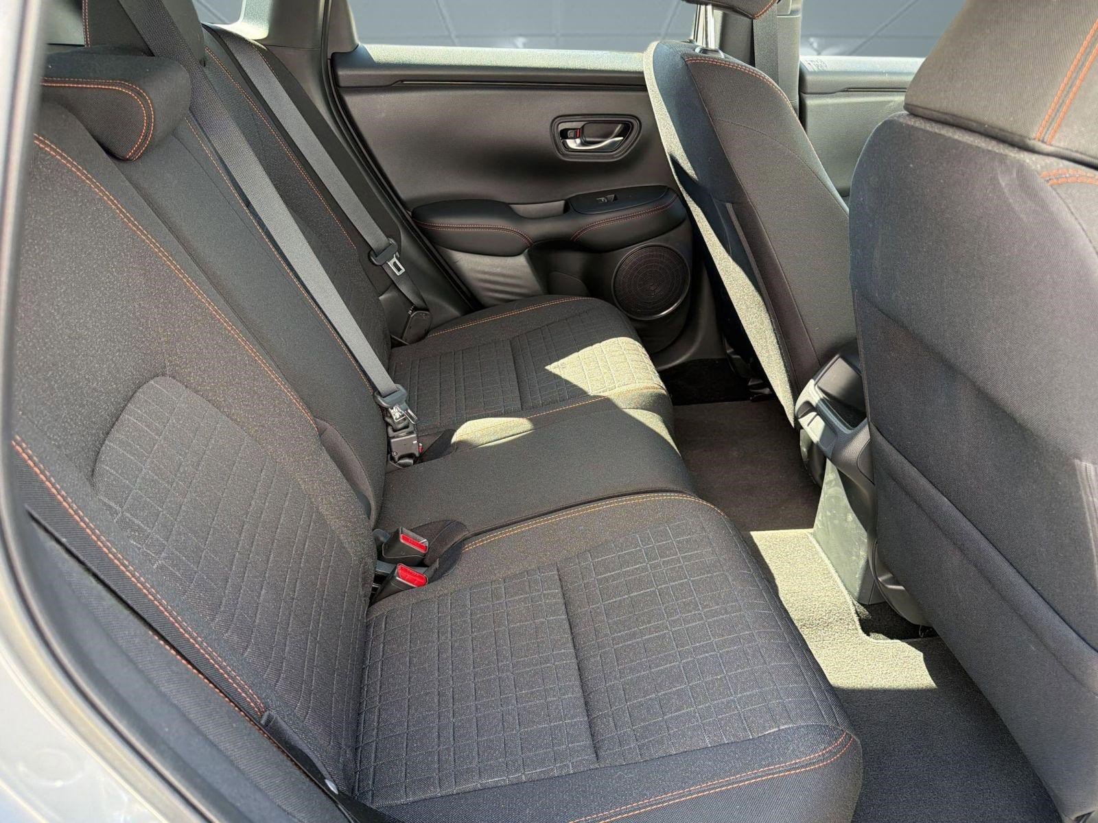 Used 2025 Honda HR-V Sport image 28