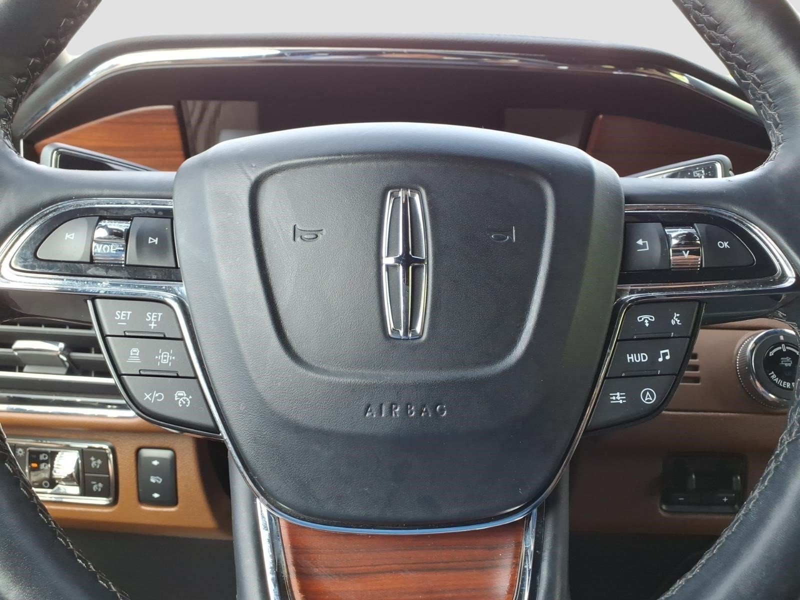 Used 2024 Lincoln Navigator Reserve AWD/4WD image 28