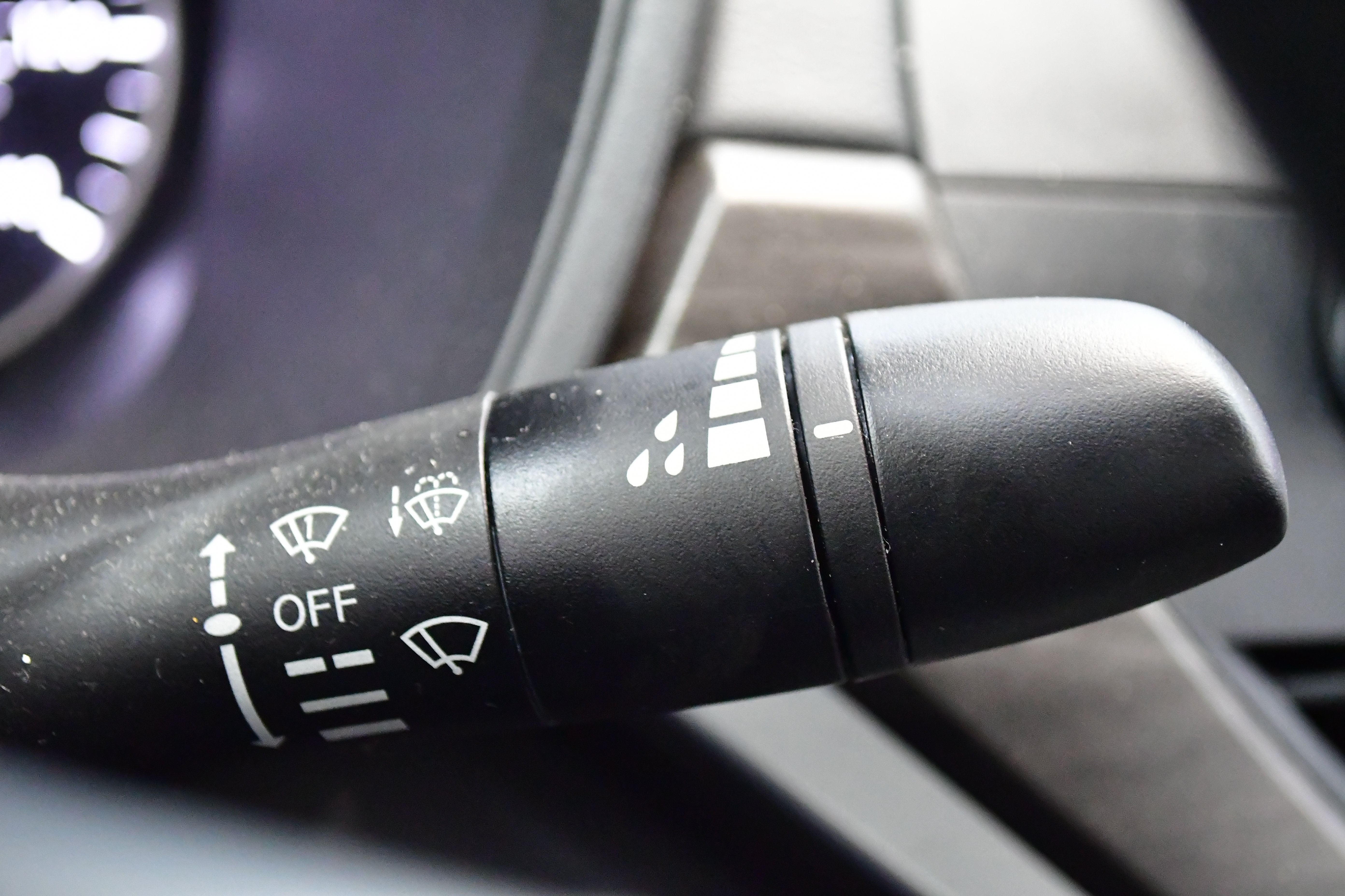 Used 2025 Nissan Altima 2.5 SV FWD image 20