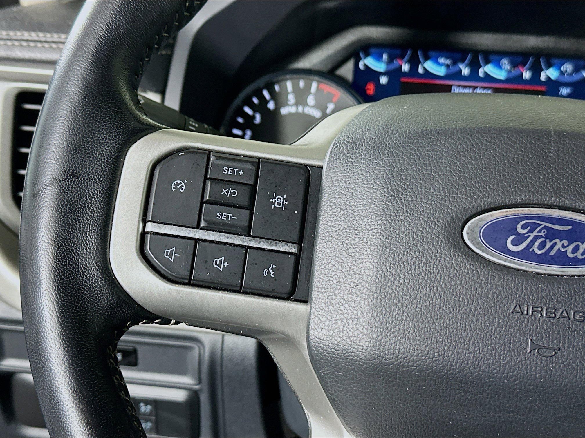 Used 2023 Ford Expedition Max XLT RWD image 16