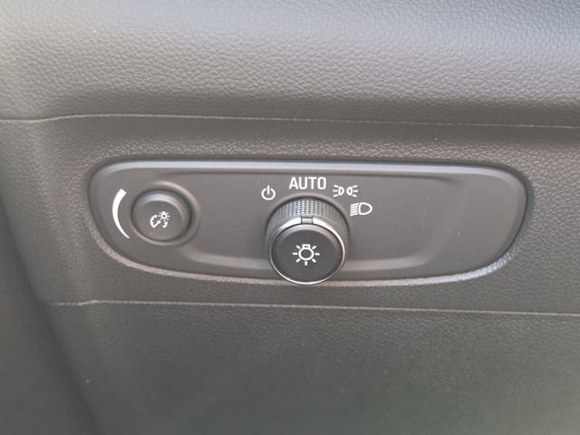 Used 2023 Buick Envision Essence w/ Sport Touring Package AWD/4WD image 12