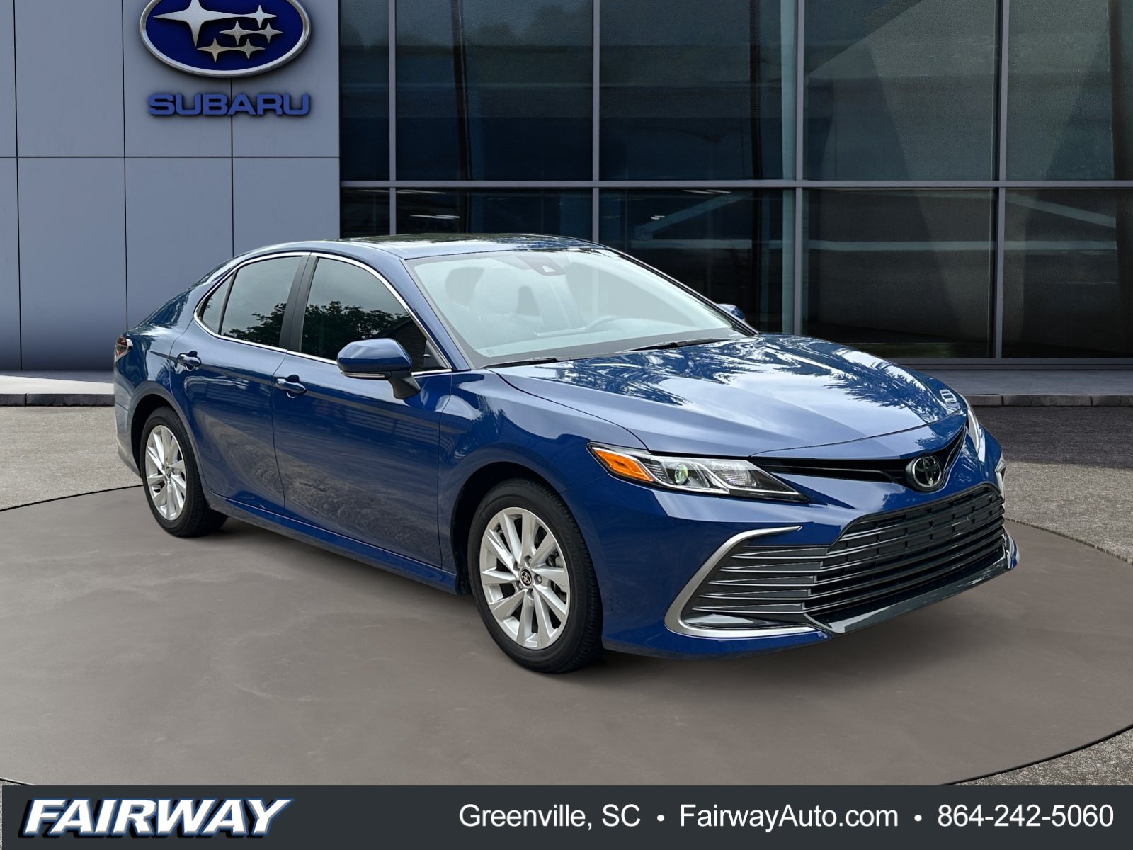 Used 2024 Toyota Camry LE w/ Convenience Package FWD image 4