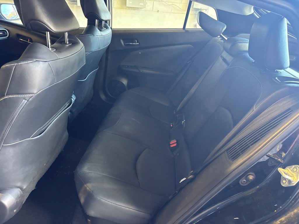 Used 2022 Toyota Prius Prime Limited FWD image 7