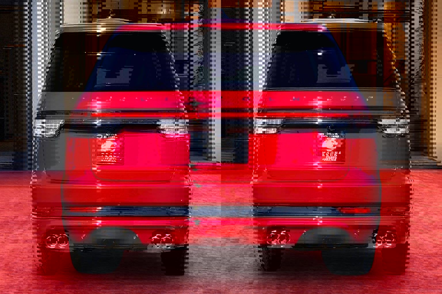 Used 2025 Lincoln Aviator Reserve w/ Equipment Group 201A image 4