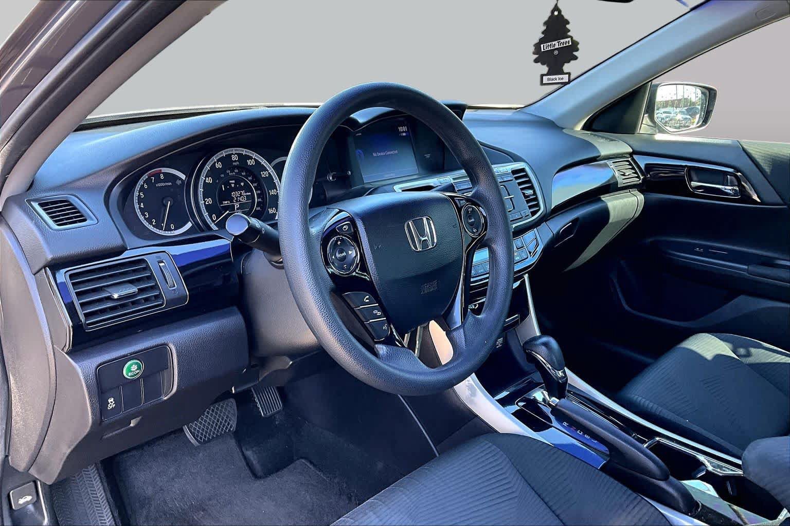 Used 2017 Honda Accord LX image 17