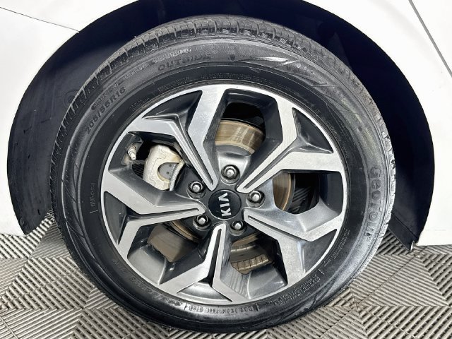 Used 2021 Kia Forte LXS FWD image 28
