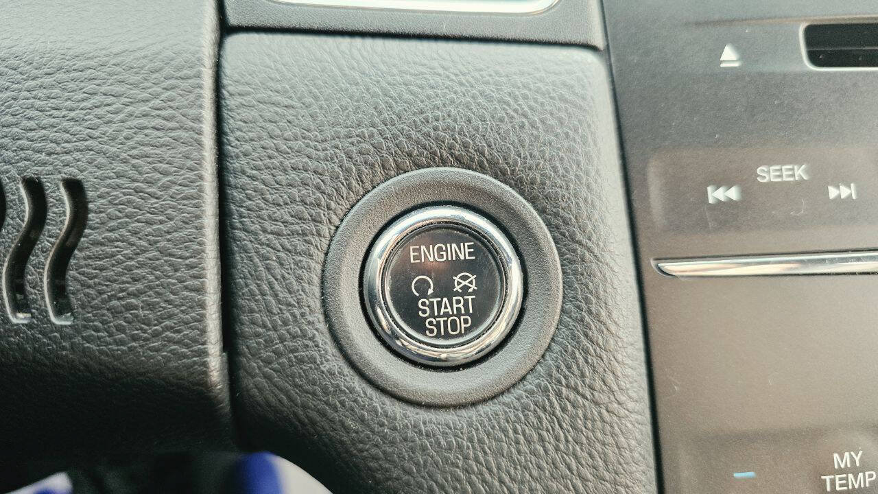Used 2019 Ford Taurus SEL AWD/4WD image 21