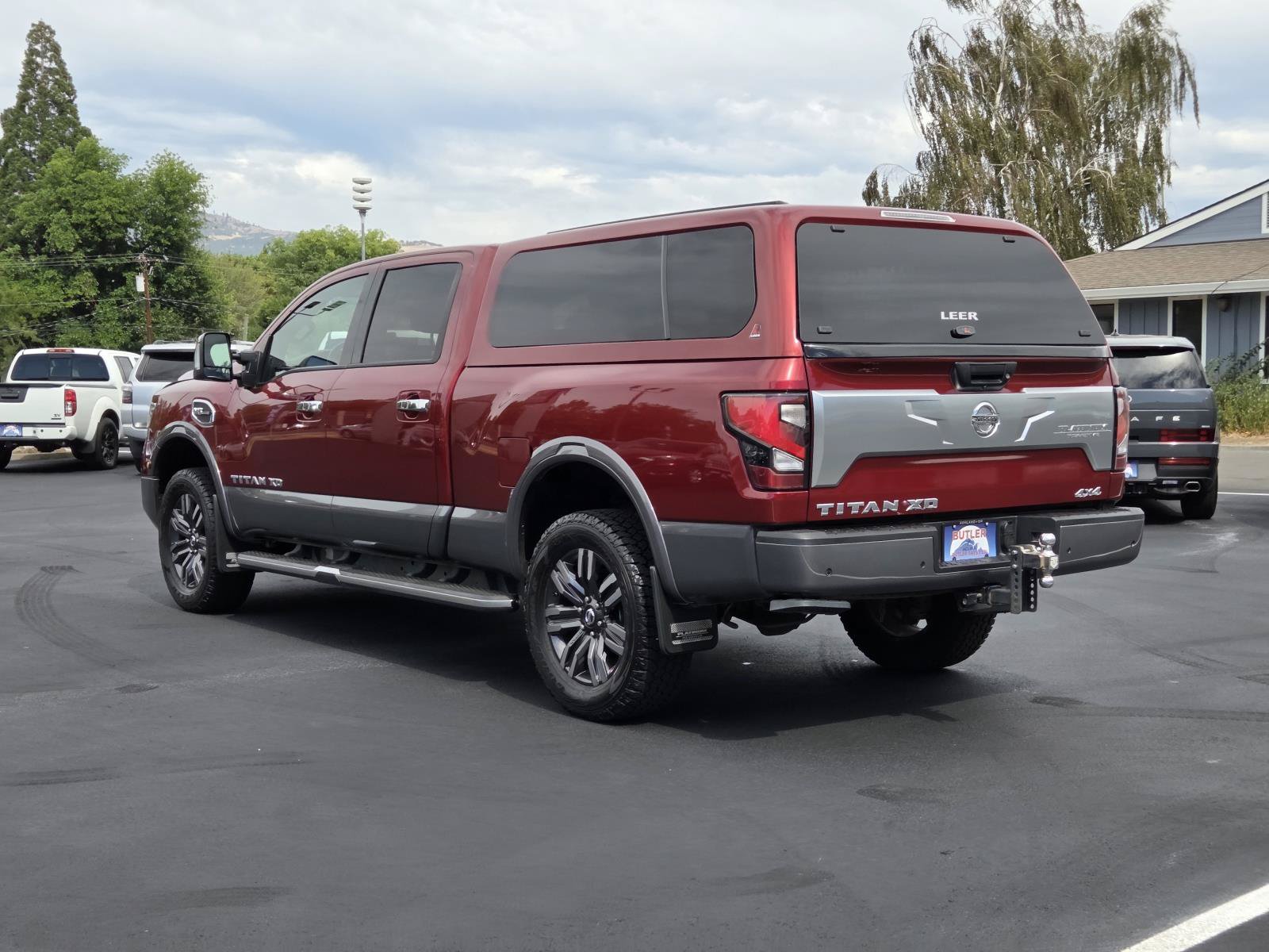 Used 2022 Nissan Titan Platinum Reserve w/ Moonroof Package AWD/4WD image 7