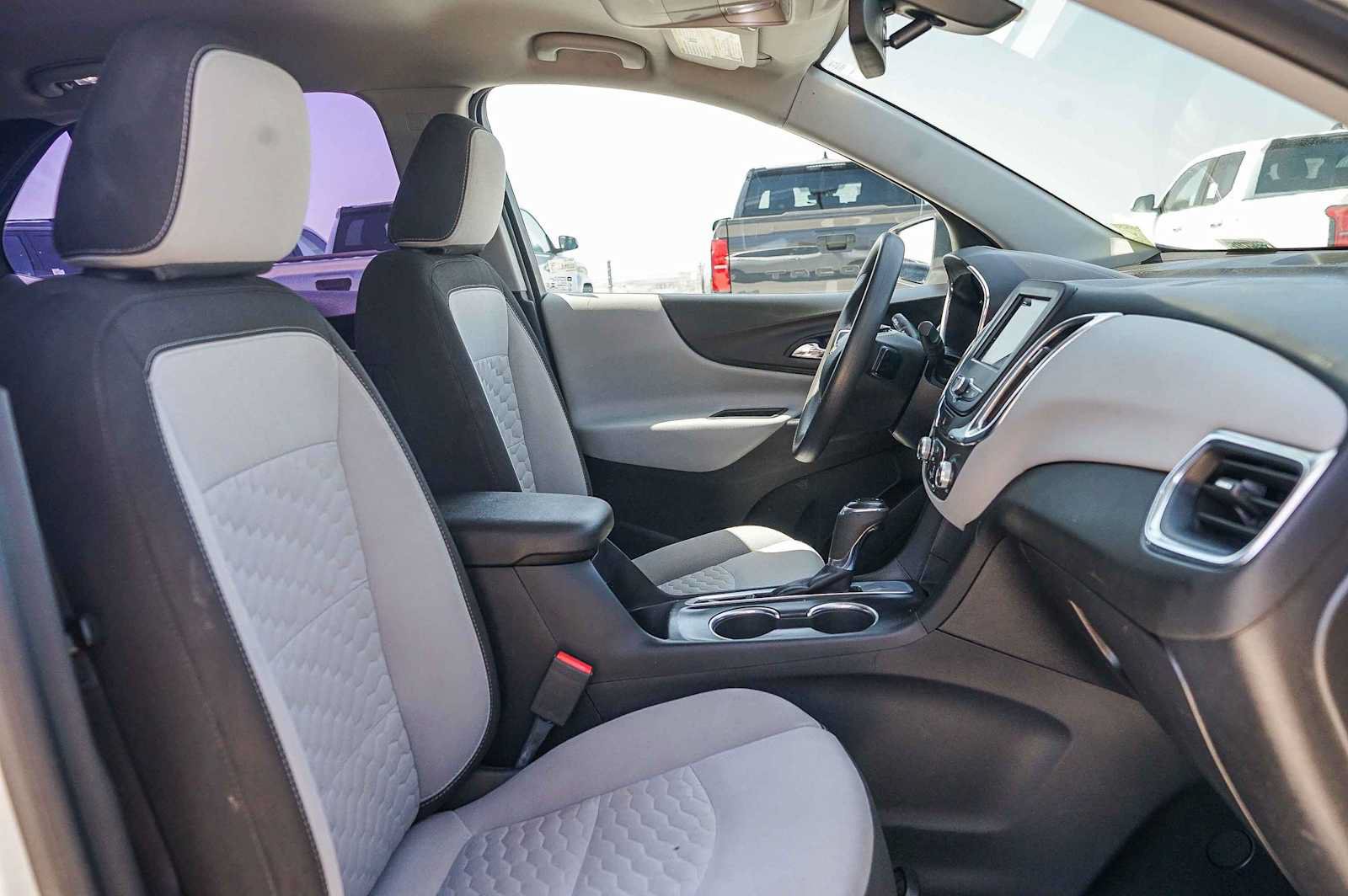Used 2019 Chevrolet Equinox LS FWD image 15