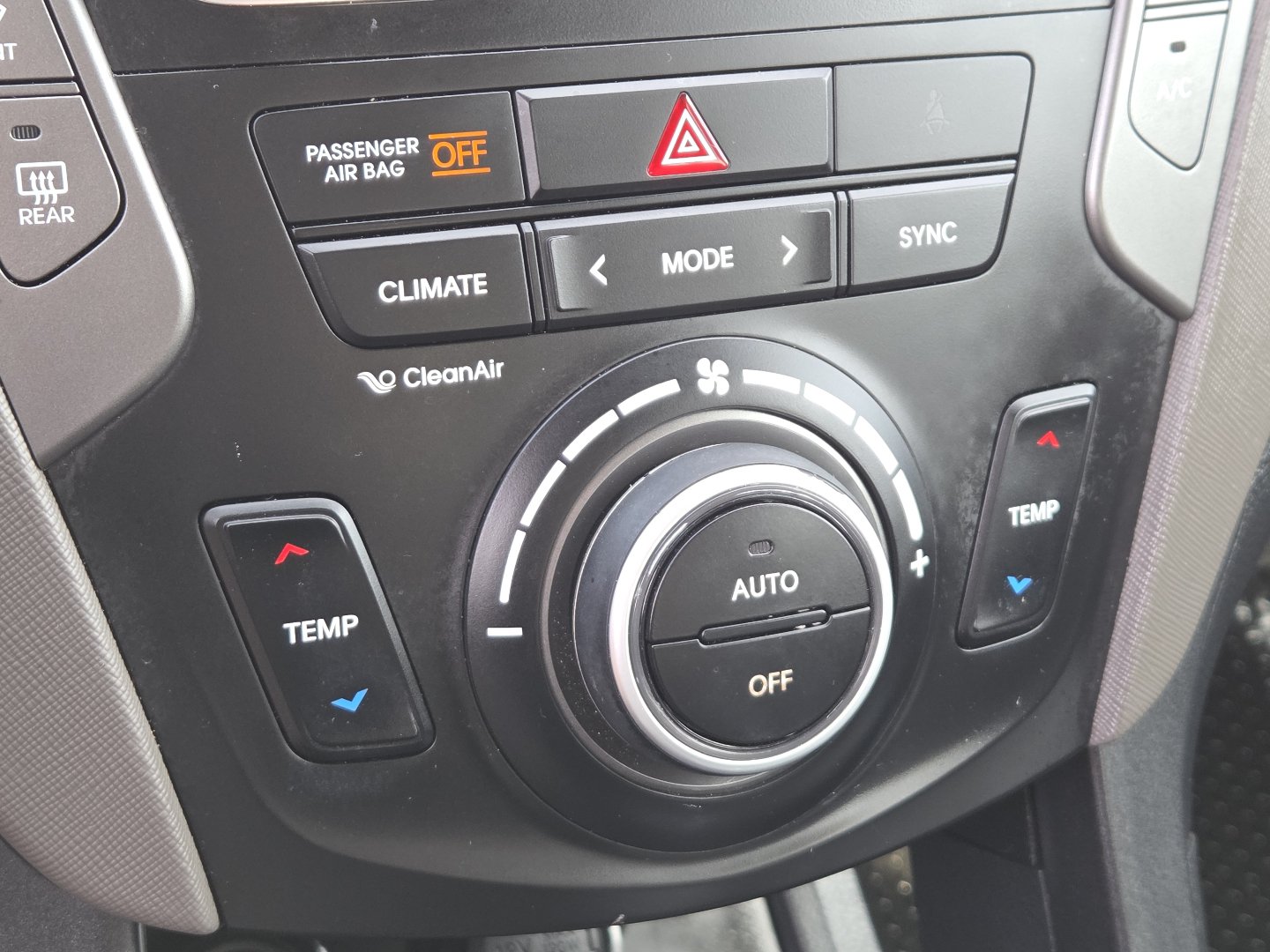 Used 2017 Hyundai Santa Fe Sport AWD/4WD image 29