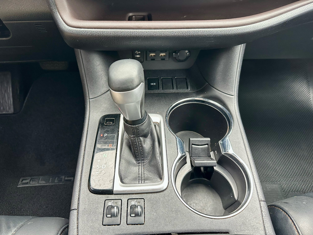 Used 2019 Toyota Highlander XLE image 29