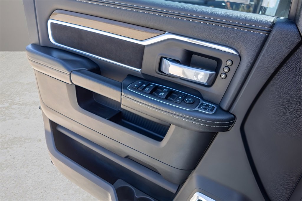 Used 2024 RAM 3500 Laramie image 16