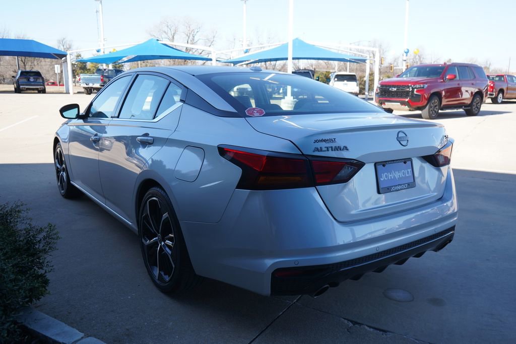Used 2024 Nissan Altima 2.5 SR image 11