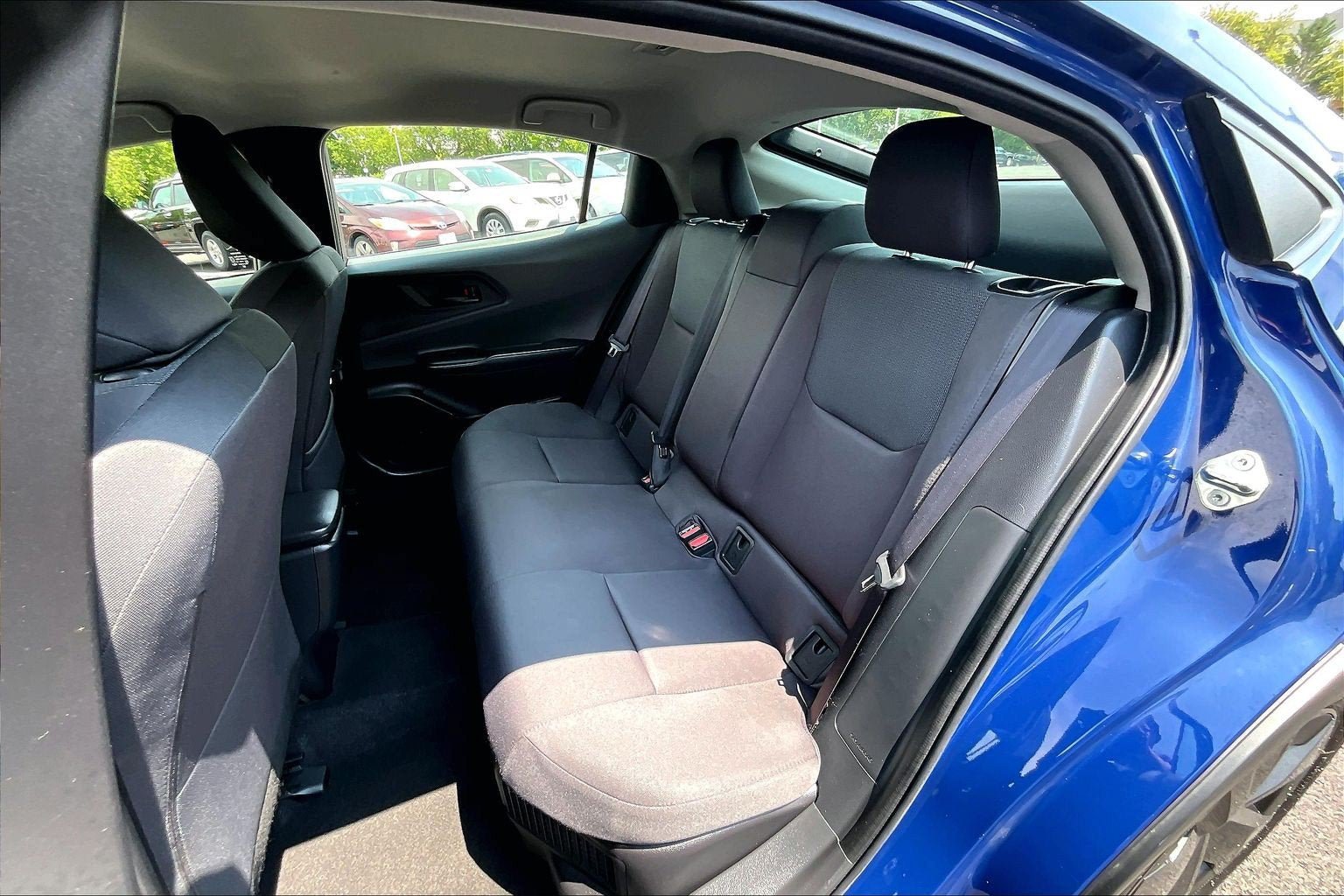 Used 2024 Toyota Prius LE FWD image 23