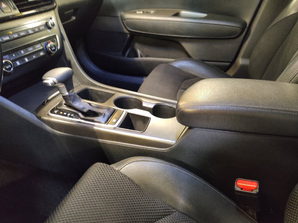 Used 2019 Kia Optima S w/ S Panoramic Sunroof Package FWD image 26