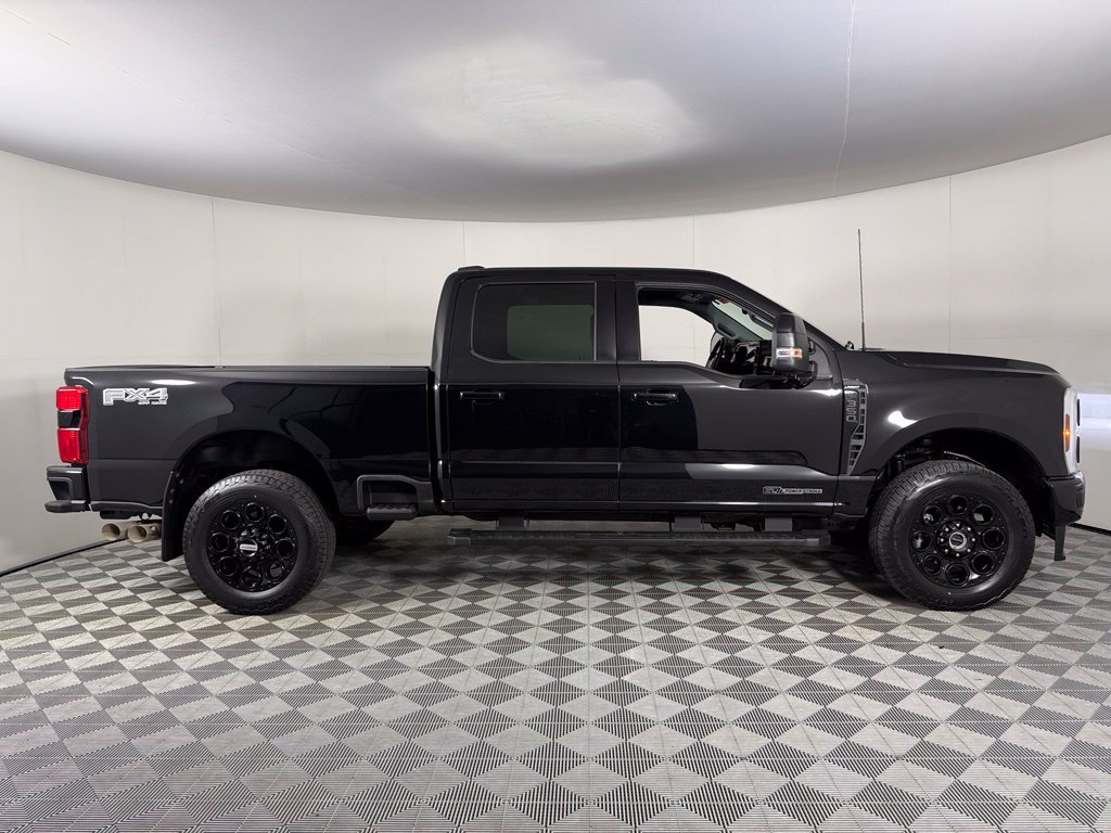 Used 2025 Ford F350 Lariat w/ Black Appearance Package AWD/4WD image 6