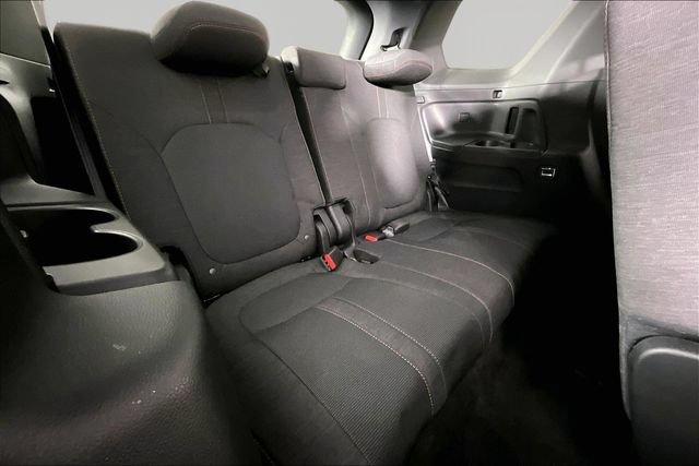 Used 2024 Honda Pilot Sport image 25