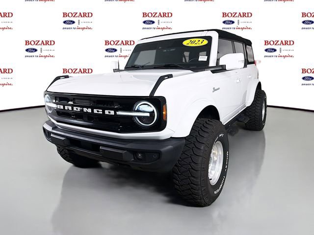 Used 2023 Ford Bronco Outer Banks AWD/4WD image 4