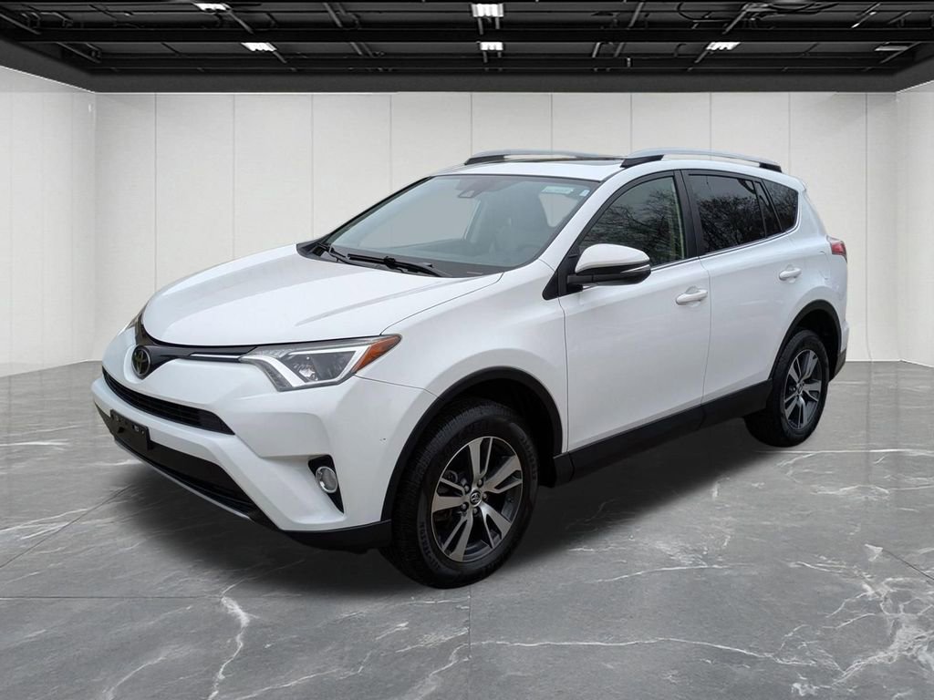 Used 2018 Toyota RAV4 XLE w/ Plus Extra Value Package video 1