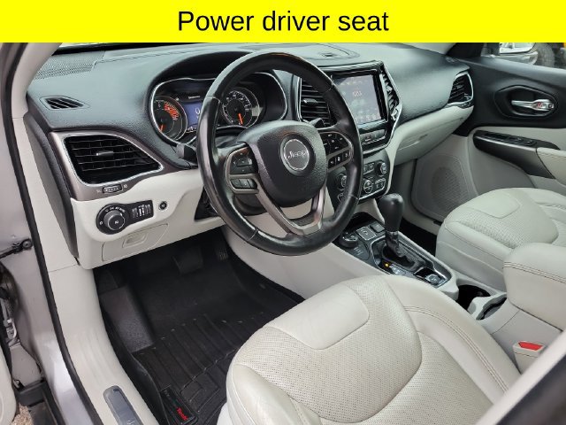 Used 2019 Jeep Cherokee Limited w/ Luxury Group AWD/4WD image 24