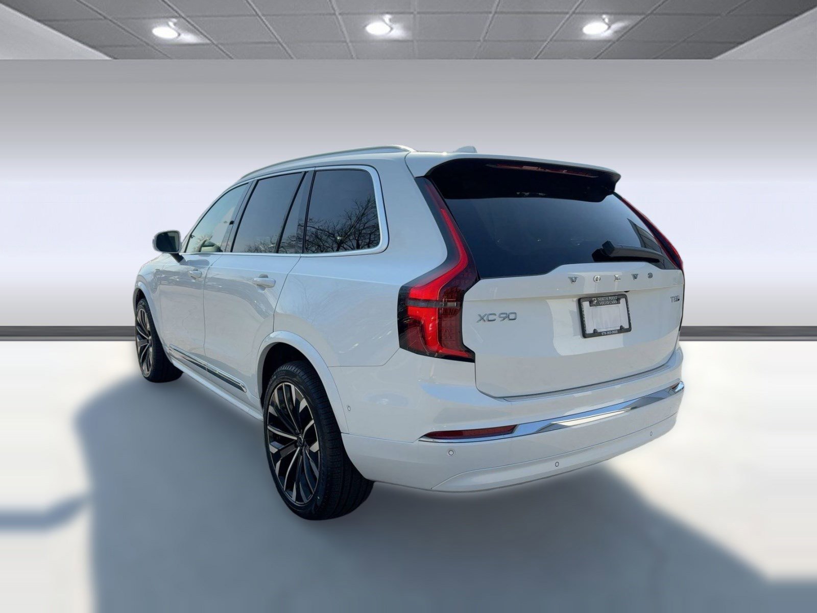 New 2026 Volvo XC90 T8 Ultra w/ Protection Package Premier image 3