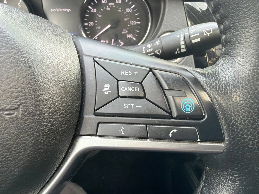 Used 2020 Nissan Rogue SL w/ Premium Package AWD/4WD image 16