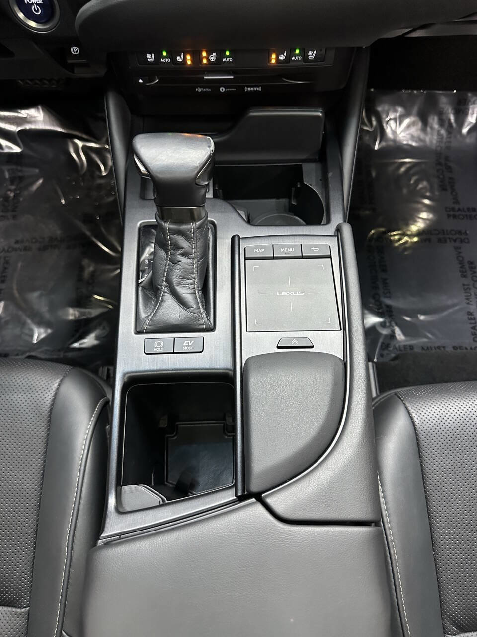 Used 2019 Lexus ES 300h w/ Premium Package image 26