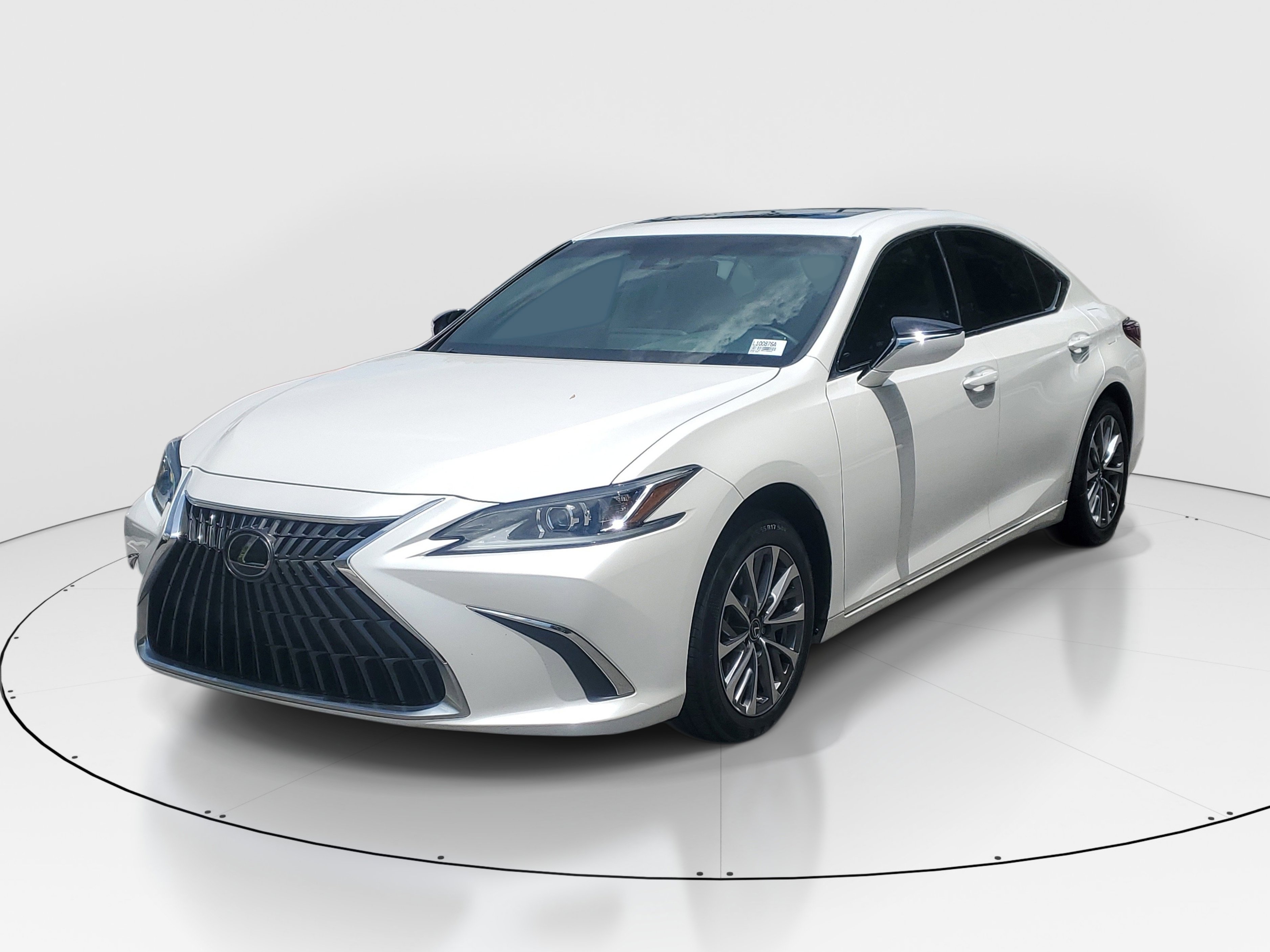 Used 2023 Lexus ES 350 w/ Accessory Package (Z2) FWD image 3