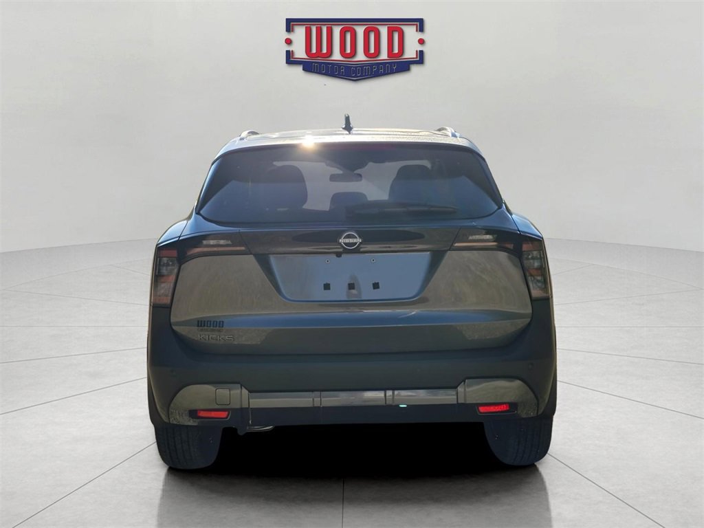 New 2026 Nissan Kicks SV image 4