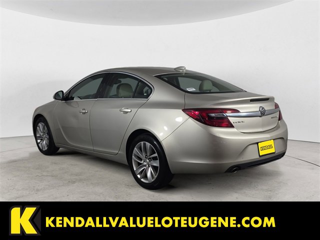 Used 2016 Buick Regal image 3